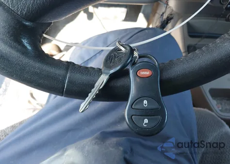 2004 Dodge Dakota Sport/Sxt из США, поврежденный, VIN 1D7HG38N24S561820